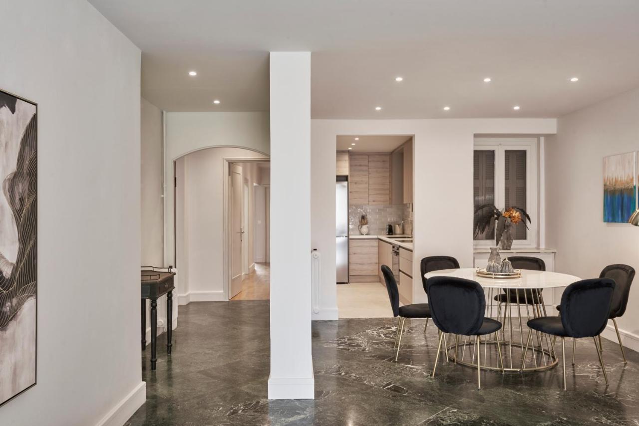 Chic N Bright 3Bd Apt With Hilton View Athens Ngoại thất bức ảnh