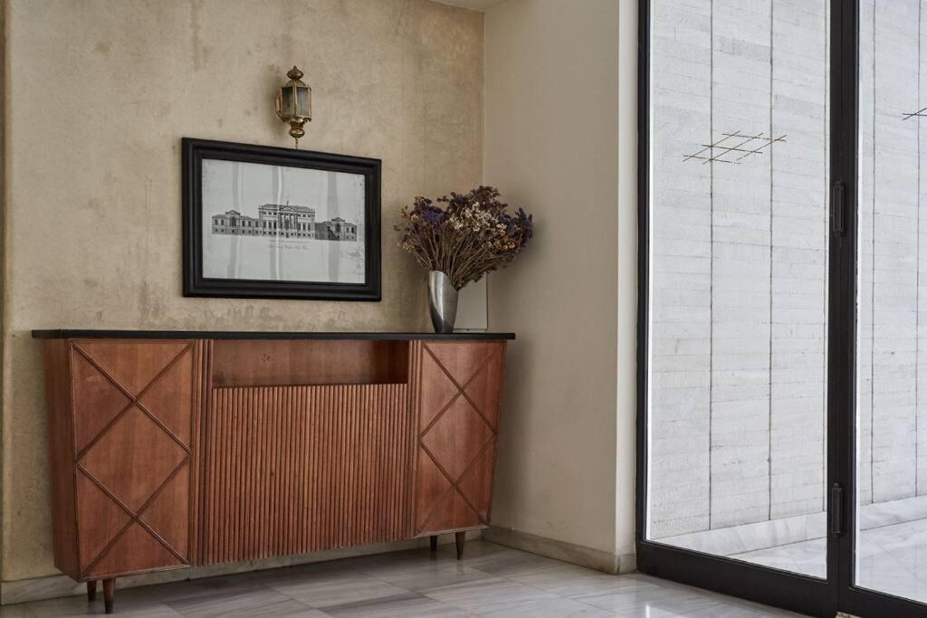 Chic N Bright 3Bd Apt With Hilton View Athens Ngoại thất bức ảnh