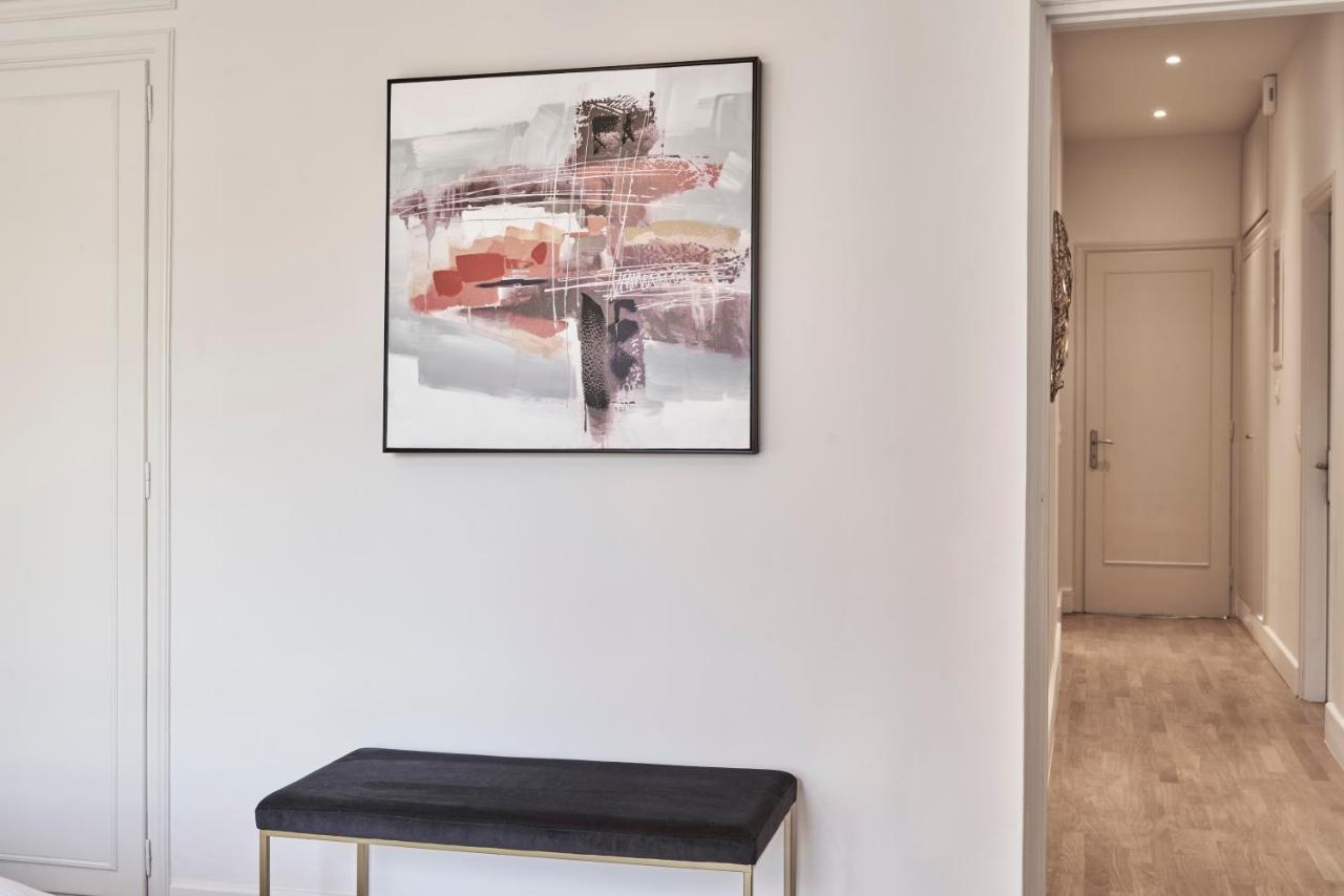 Chic N Bright 3Bd Apt With Hilton View Athens Ngoại thất bức ảnh