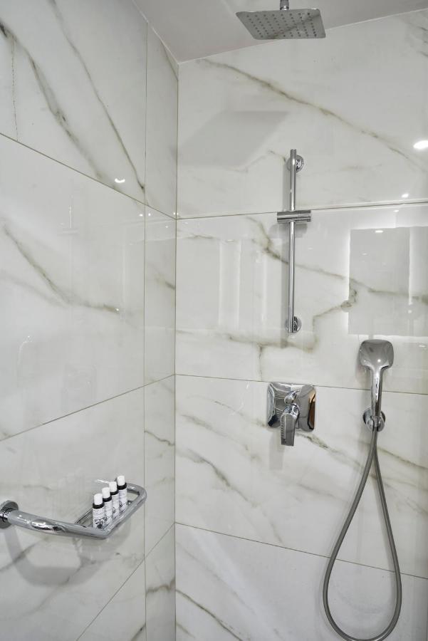 Chic N Bright 3Bd Apt With Hilton View Athens Ngoại thất bức ảnh